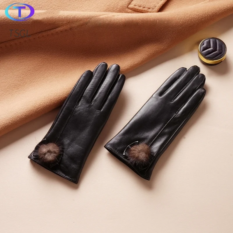 2025 New Ladies Elegant Fashion Driving Gloves Genuine Real  SheepLeather Gloves Women Fashion Winter Autumn Short Mittens