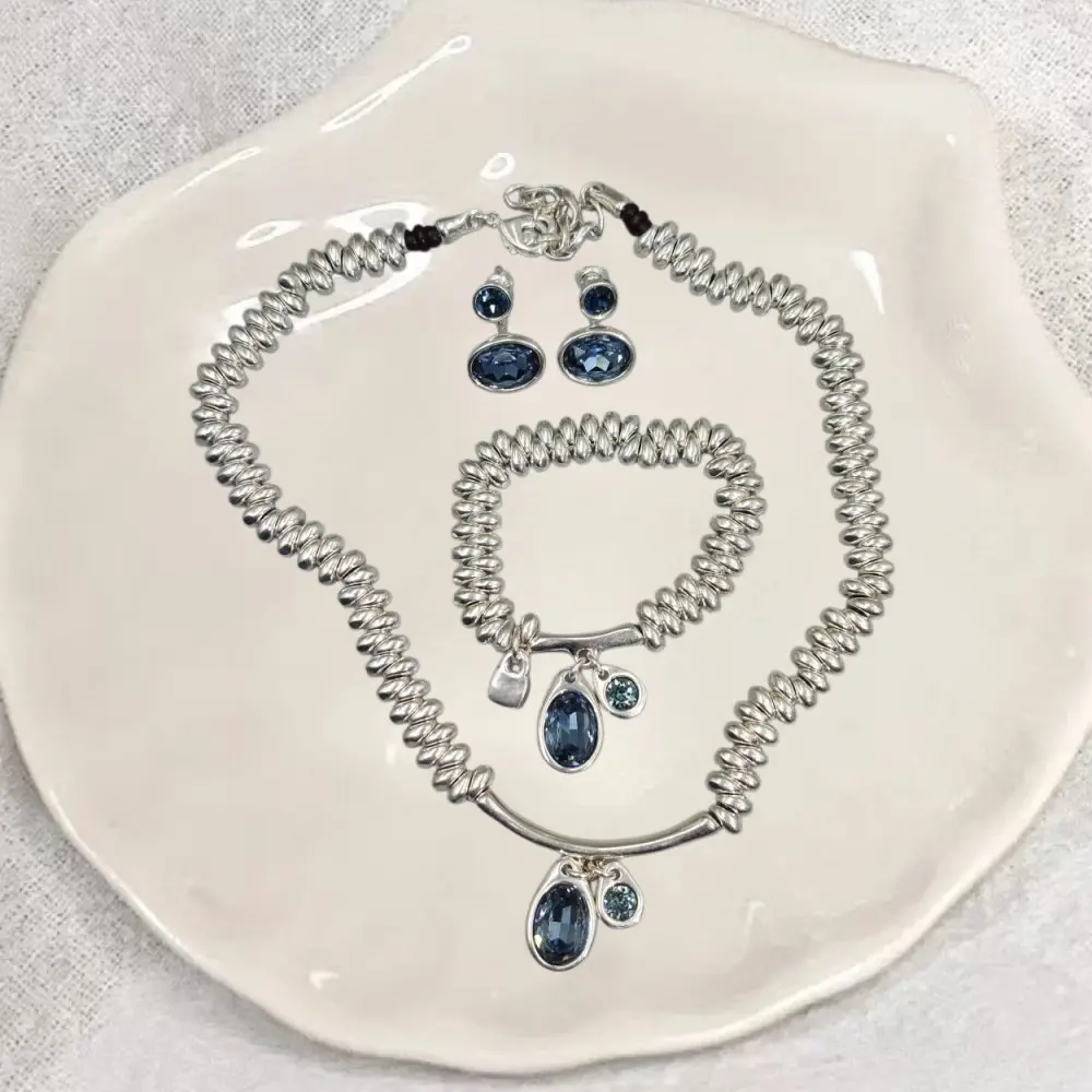 

2026 Spring Dazzling High Quality Color Irregular Crystal Set Jewelry Three Piece Set Premium Gift