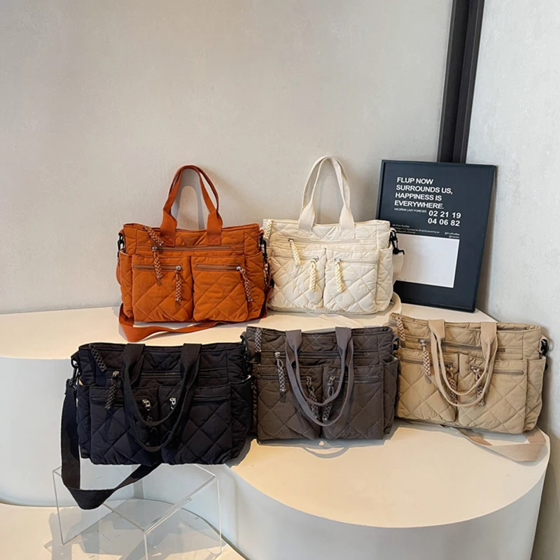 

Women's Quilted Shoulder Bag Large Capacity Nylon Crossbody Bag, Casual Tote for Work Travel, Adjustable Strap Outdoor