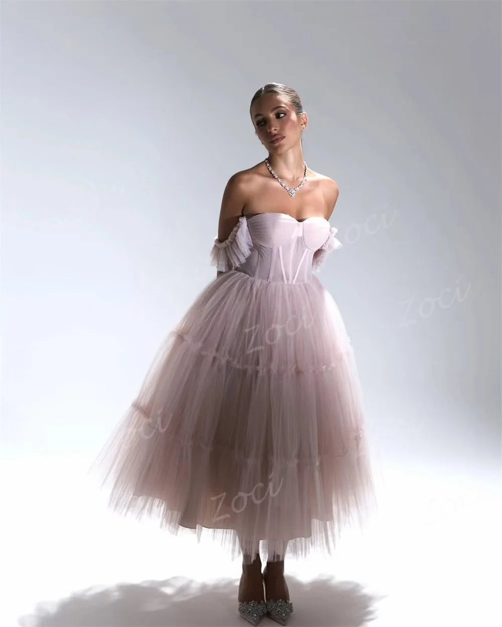 Zoci Poussière ﻿ Robe de bal rose mi-longue, personnalisée, épaules dénudées, robes de bal formelles, longueur thé, pour occasions spéciales