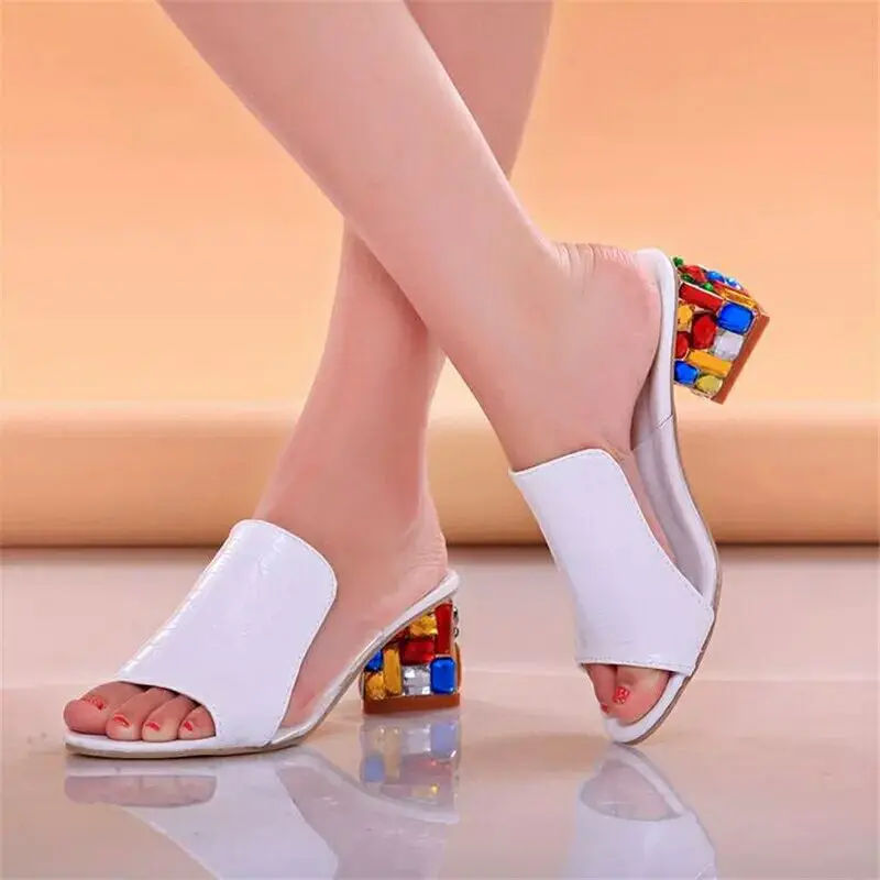 Sandalias French Mid Heel Slipper Women 2023 Summer New Fashion Thick Heel Sandal Designer Shoe PersonalizedWomen Shoe Slippers