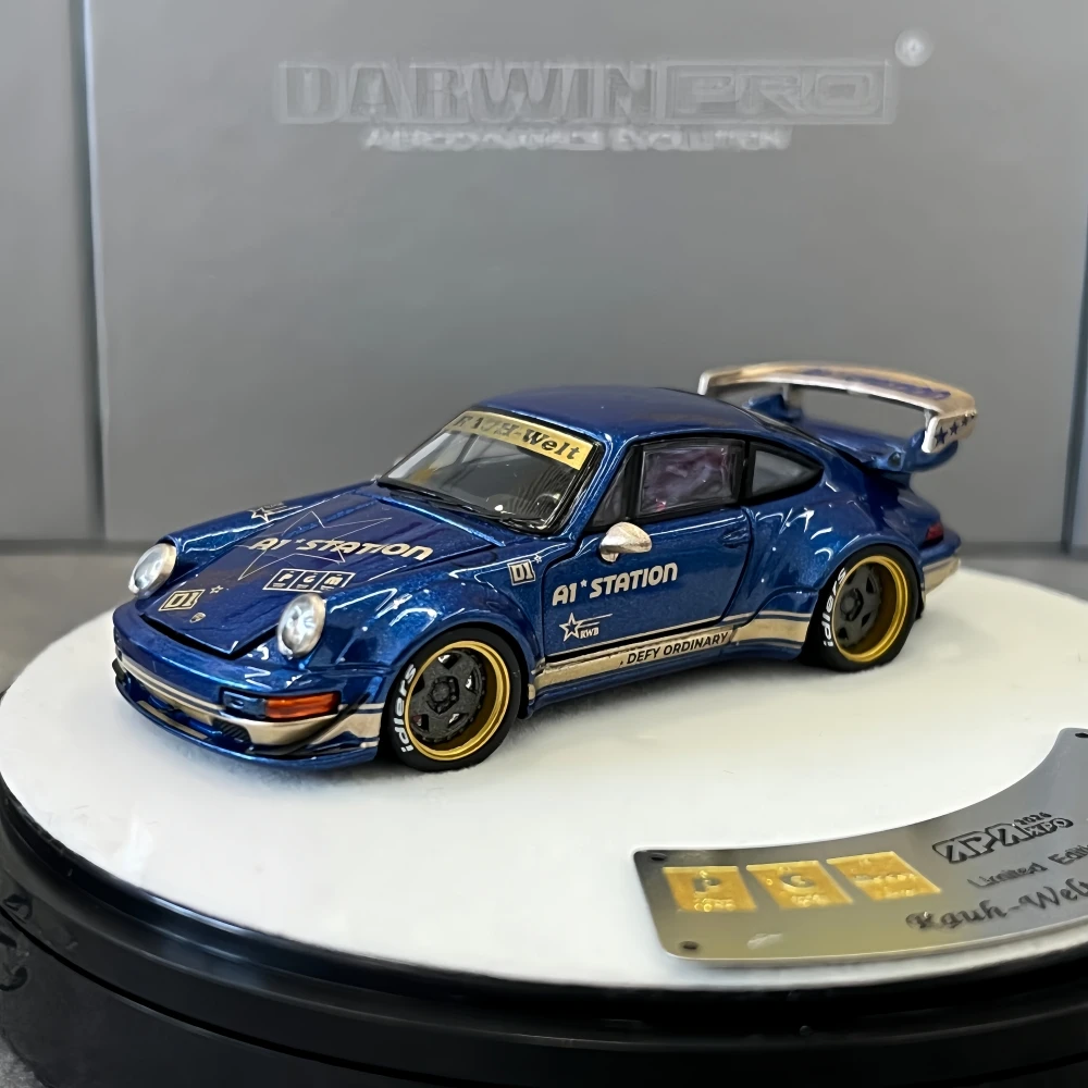 PGM 1:64 RWB964 A1 STATION Diecast Model Car