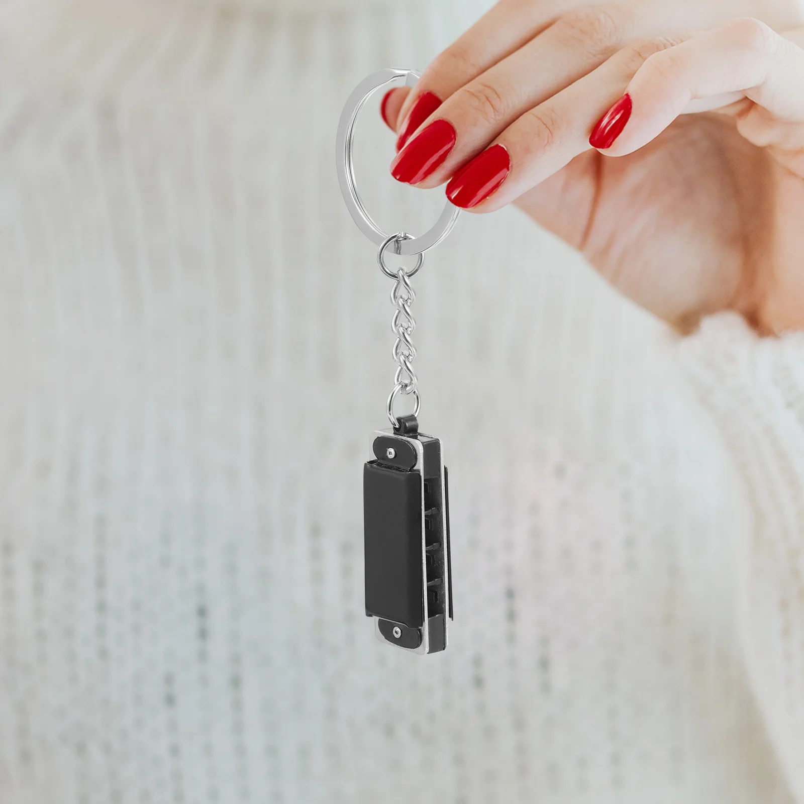 

Lightweight Stainless Steel Harmonica Keychain Stylish Creative Keyring Backpack Bag Hanging Ornament Pendant Harmonica Keychain