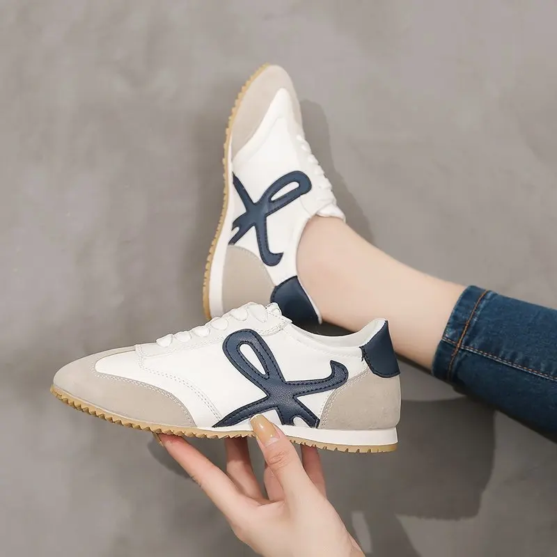 2024 New Patchwork Casual Sneakers  Women Soft Bottom designer Shoes Fashion Lace-up Walking Sports Ladies Flats