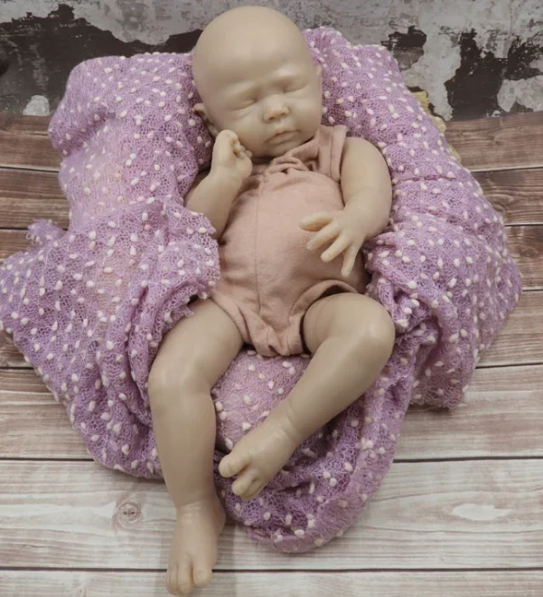 1NPK 16inch Unfinished Unpainted Reborn Doll Kit Zori with Cloth Body Soft Touch Fresh Color