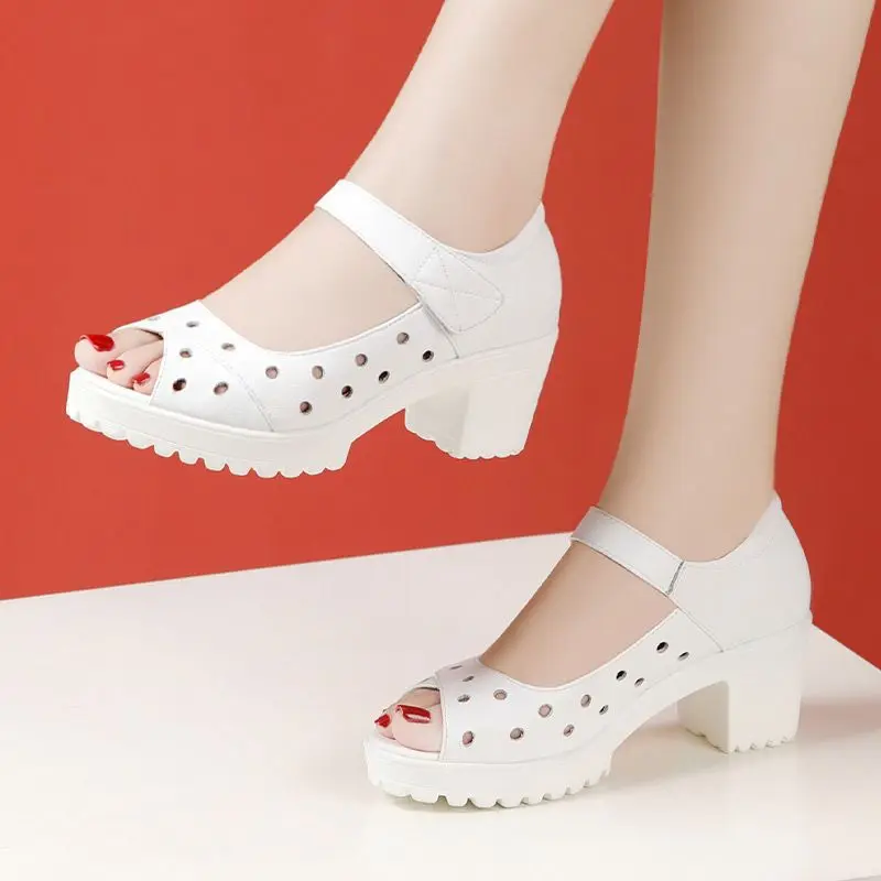 

6cm Small Big Size 32-43 Comfortable Genuine Leather Sandals Platform Shoes 2026 Hollow Block Heel Gladiator Sandals Office Mom