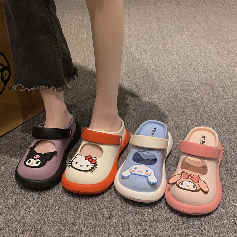 MINISO Hello Kitty Women's Slippers Cartoon Kuromi Kawaiil Slip-resistant Light Shoes Cinnamorol Summer Women Platform Sandals