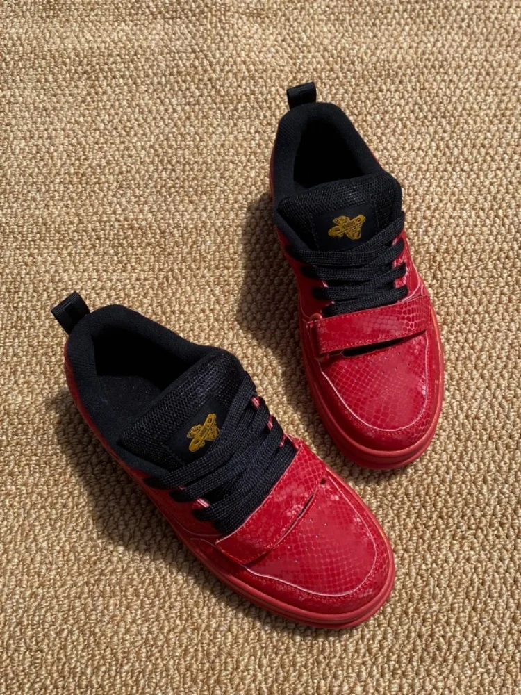 Red Snake Pattern Platform Sneakers Thick Sole Height Increasing Skate Shoes Men Women Large Size Casual Fashion Hook&Loop Closu