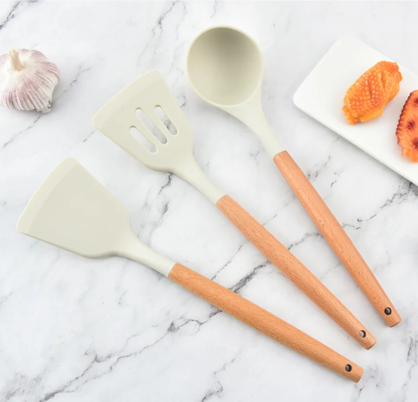 Beech Wood Handle Silicone Spatula Set High Appearance Level Cooking Spatula Kitchen Supplies Non-stick Spatula 1PC