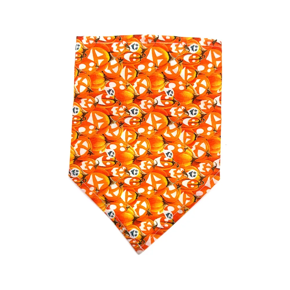 50/100 stücke Haustier Hund Bandana Halloween-Stil Kürbis Fledermaus Haustier Hunde Bandanas Schal Lätzchen Hund Party Pflege Zubehör für kleine Hunde – Detail 9