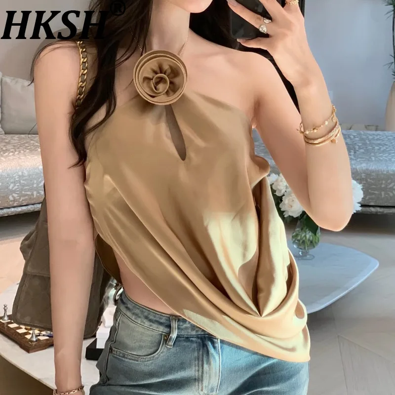 HKSH Women Sexy Vest Satin Halter Neck Asymmetrical Pleated 3D Flower Solid Color Backless Chic Tank Top New Summer 2026 HK19405