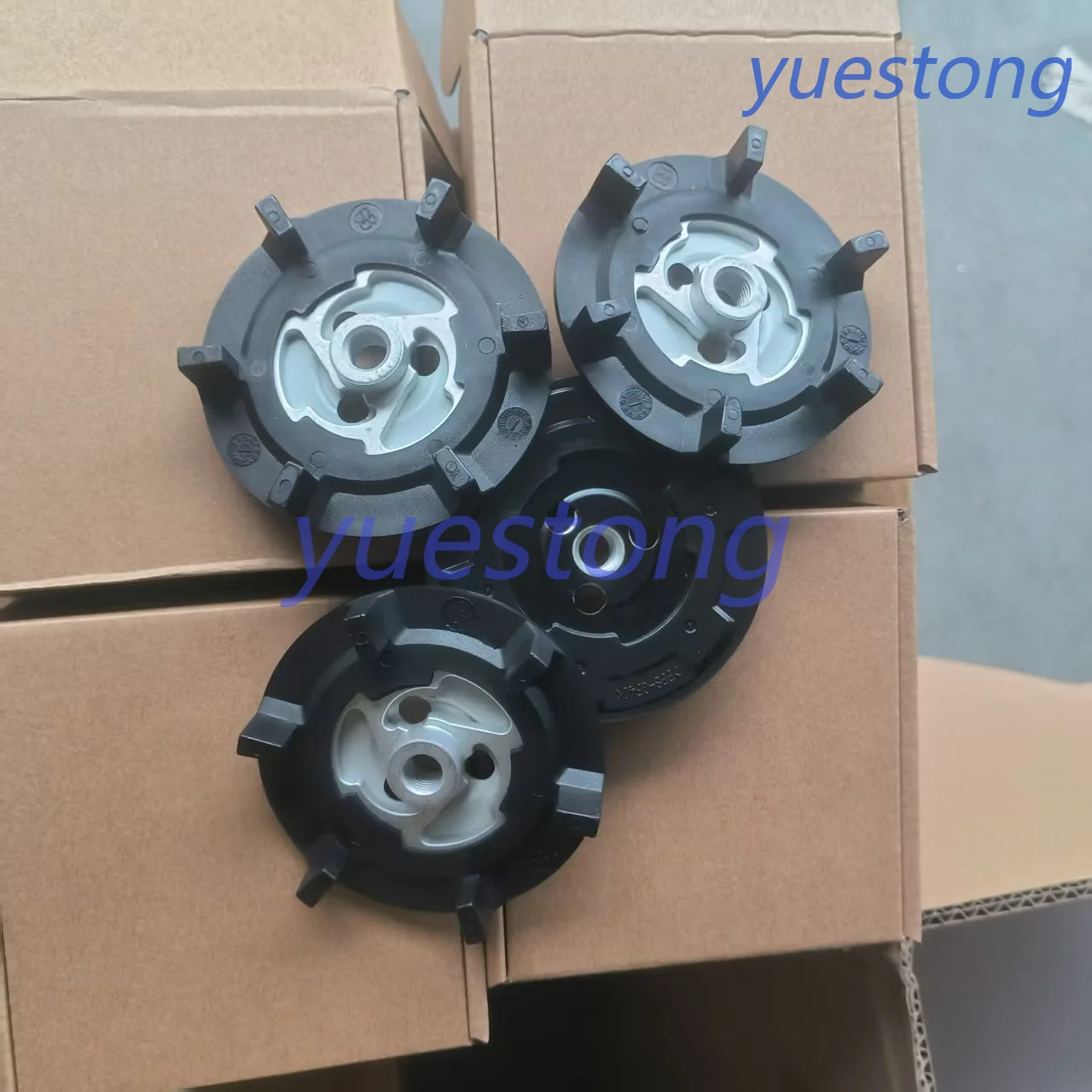 For VW Tiguan PASSAT Polo Audi Skoda Fabia Seat AC Compressor Clutch Hub 6Q0820808A 6Q0820808B 7P0820803D 1K0820812C 1K0820859T