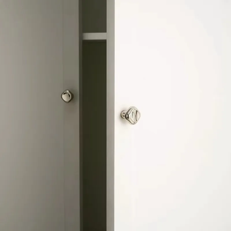 Square Shape Kitchen Cabinet Pulls Solid PVD Nickel Silver Brass Handles Bedroom Wardrobe Drawer Knobs Furniture Handle