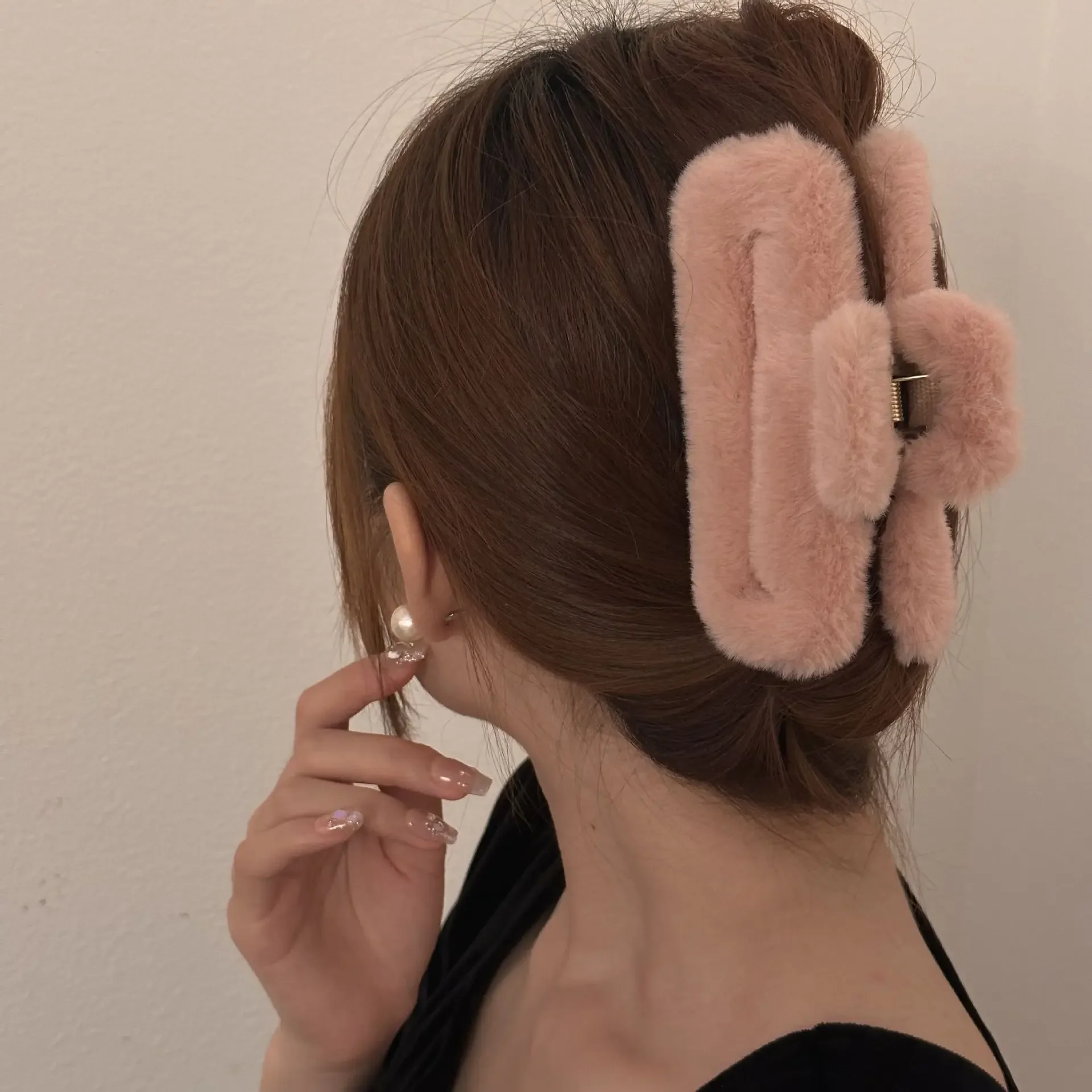 Winter Plüsch Quadratische Haar Klaue für Frauen Koreanische Elegante Acryl Haarnadeln Faux Pelz Haar Clip Rosa Haarspange Krabben Haar Zubehör