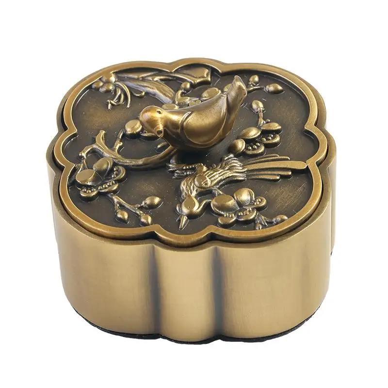 

Begonia Brass Cartridge Study Utensils