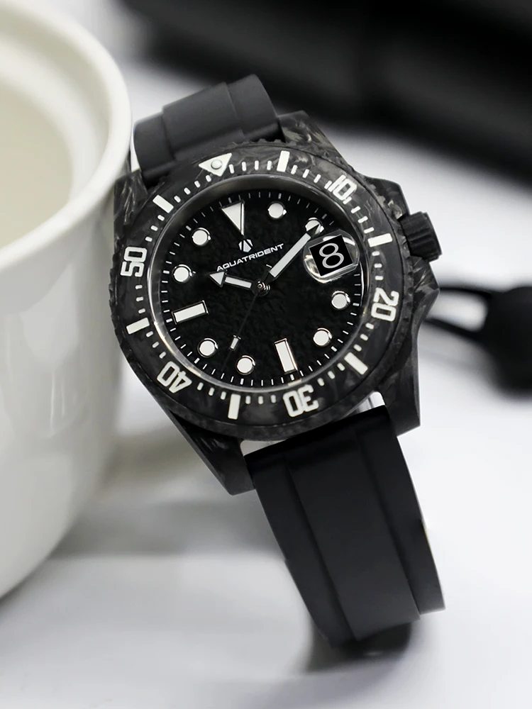 2024 New Carbon fibre 40MM quality dive men\'s luxury leisure watch SW200 automatic mechanical 10ATM sapphire Clock Gift for Men