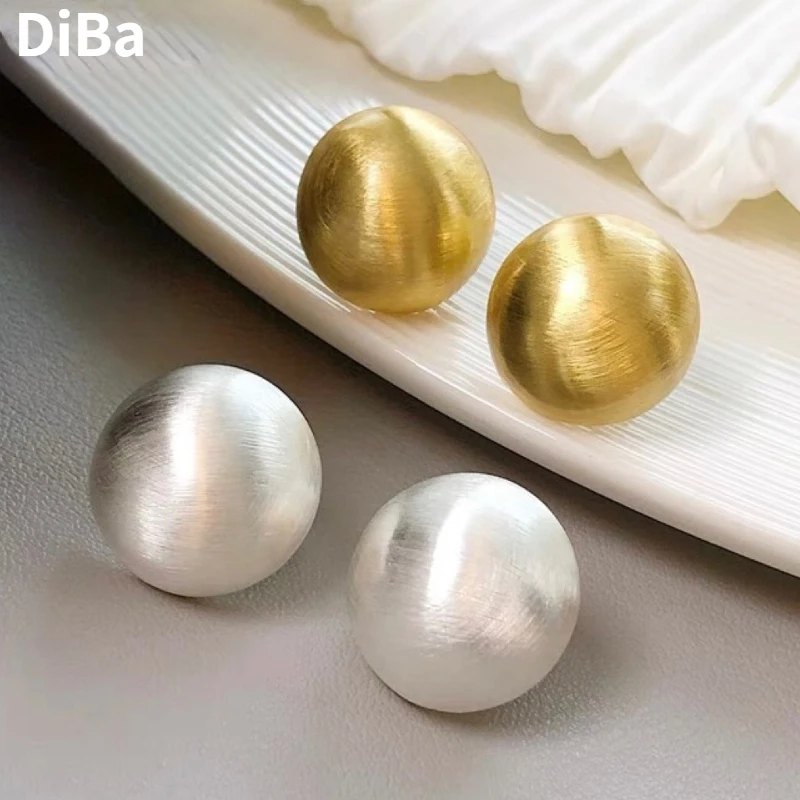 

Fashion Jewelry Vintage Temperament Matte Round Stud Earrings For Women Party Gifts Simply Design Ear Accessories Hot Selling