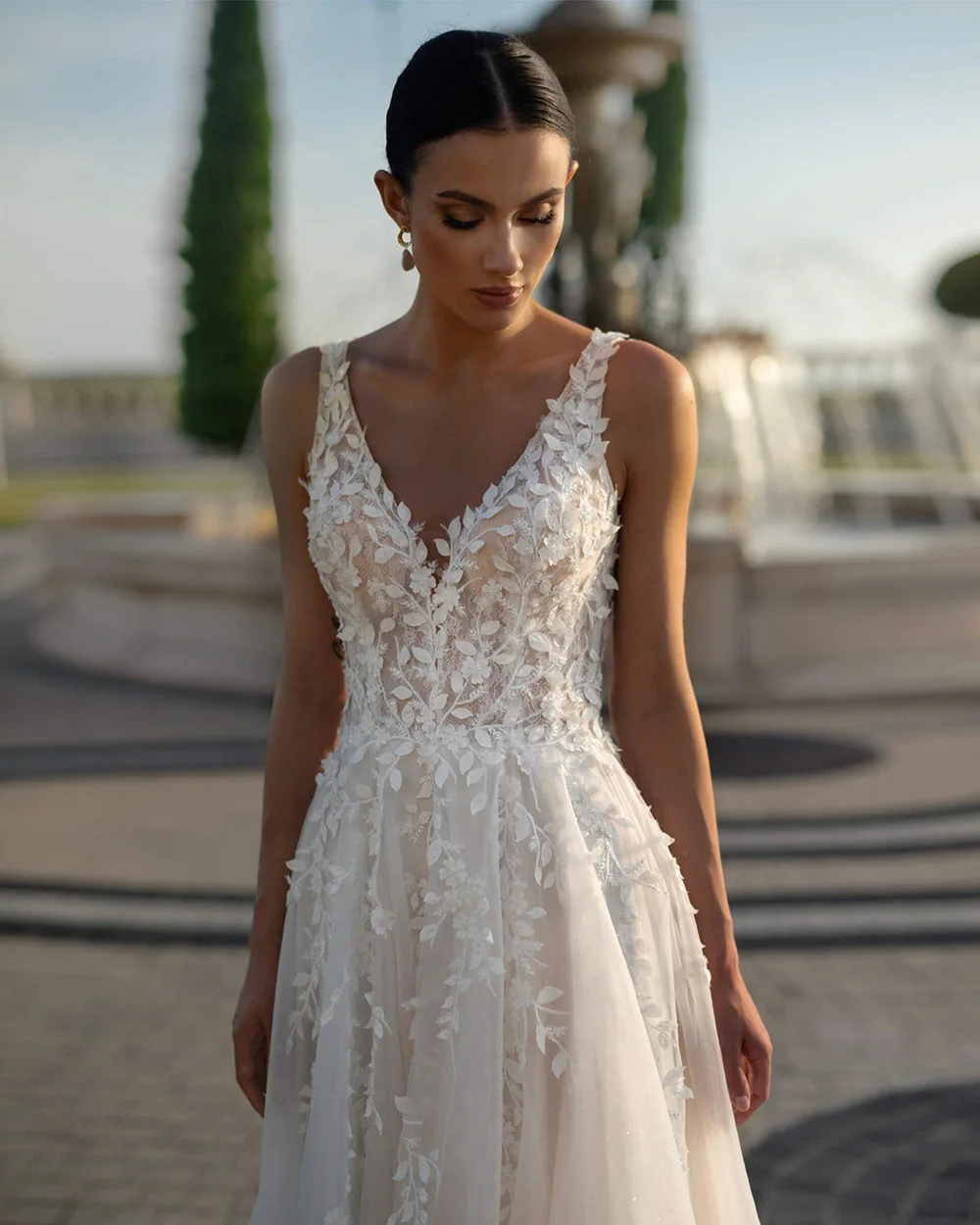 Vestido De novia bohemio Vestido De novia personalizado vestido De novia princesa cuello pico Apliques De encaje sin espalda tul una línea vestidos De novia