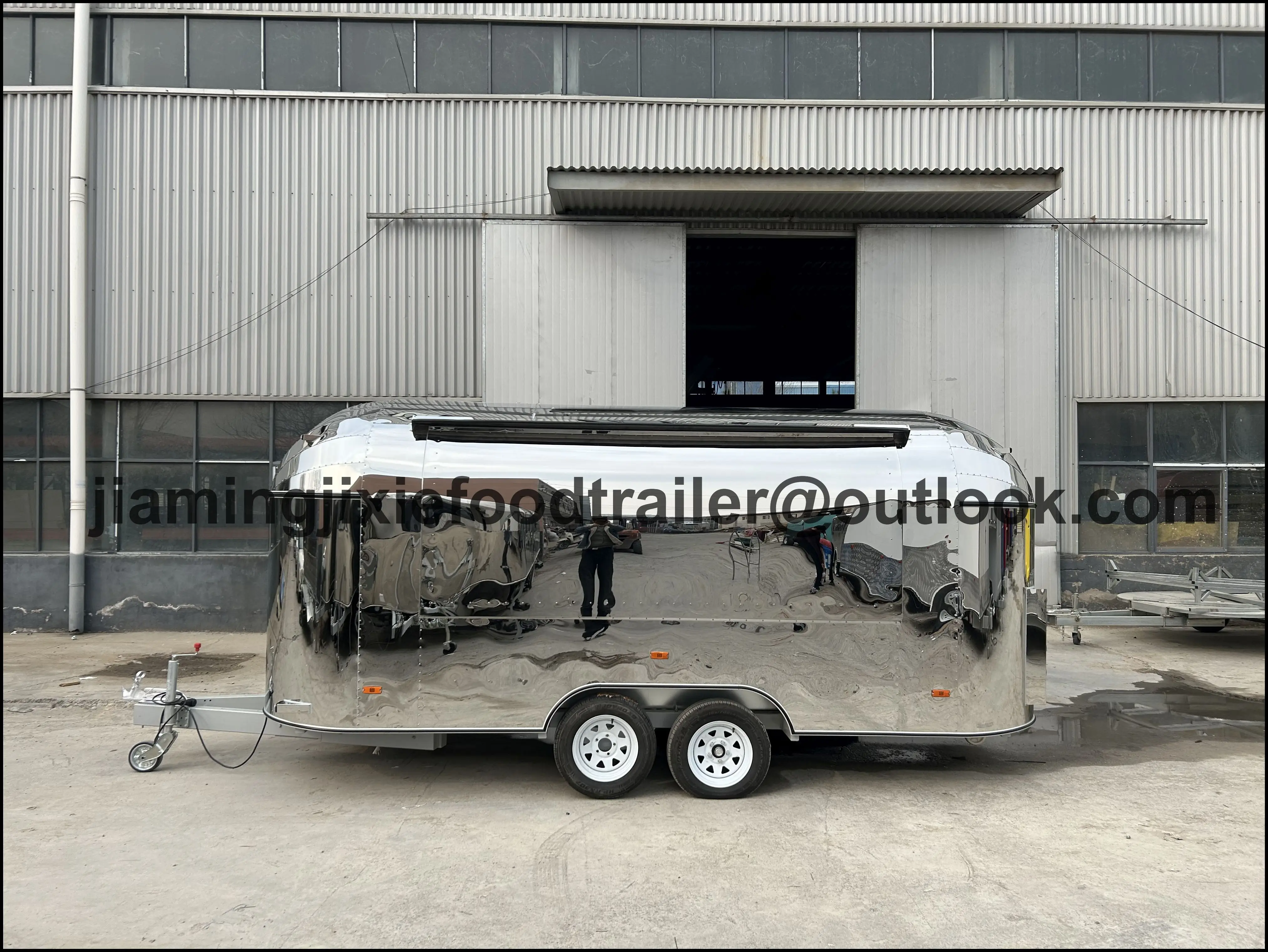 

Stainless Steel Foodtruck Trailer Mobile Snack Food Truck Pizza Burger BBQ Fast Food Trailer with Full Kitchen Equipment
