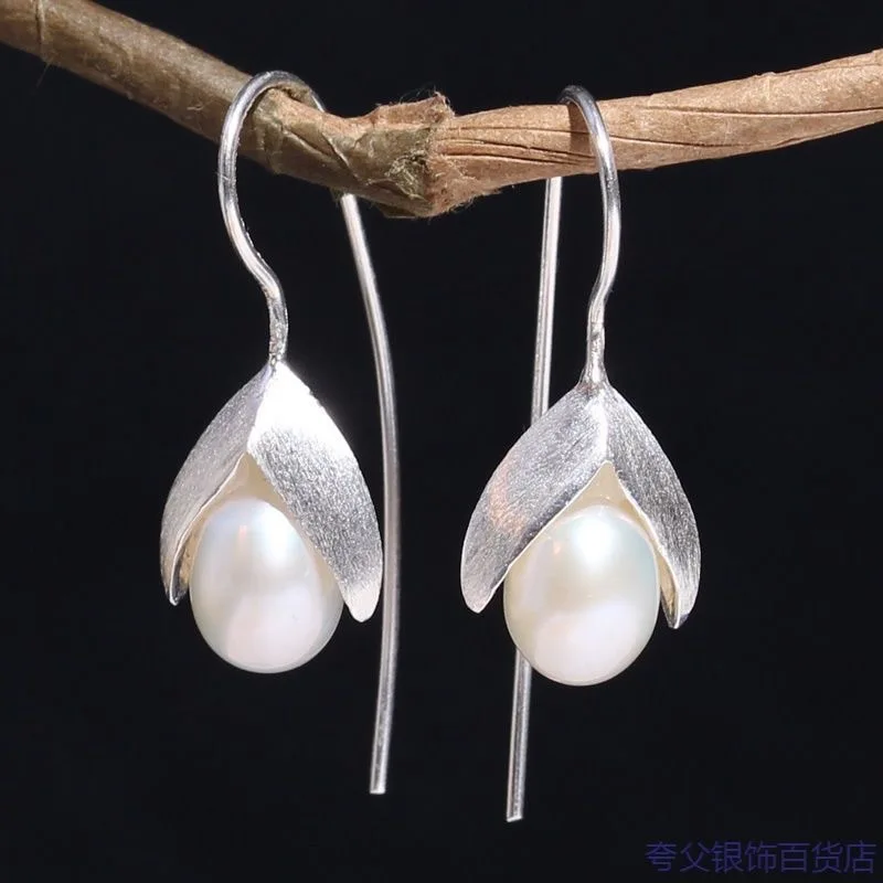 Neue Modische Handgefertigte Blumen-Ohrringe aus 925 Sterling Silber mit Natürlichen Perlen, Elegante Ohrhänger E108