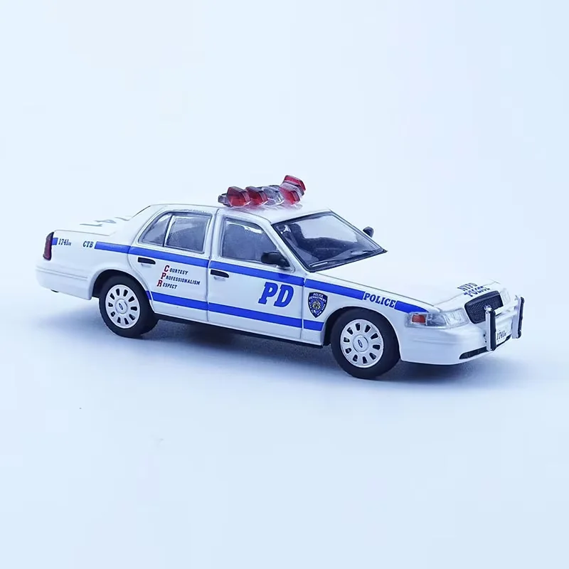 

596 Model 1/64 scale Ford Crown Victoria CV Police New York Painted Alloy Car Model Length 7cm Collection Display Toy Gift