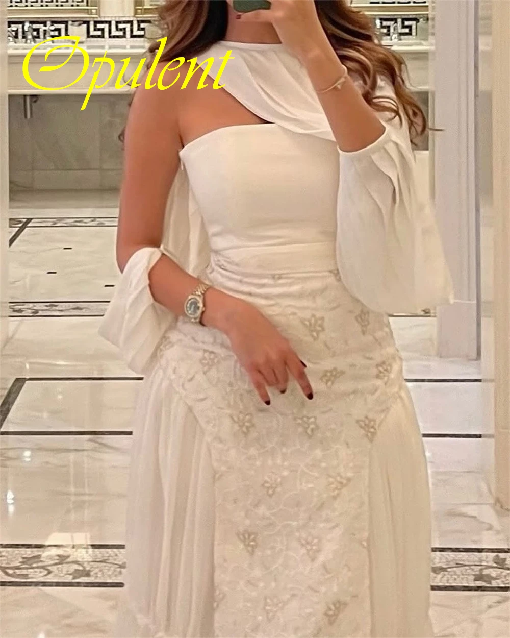 Maßgeschneidertes, zartes, trägerloses Jersey-Abendkleid, elegantes, ärmelloses Ballkleid, modernes Heimkehrkleid mit Schleppe