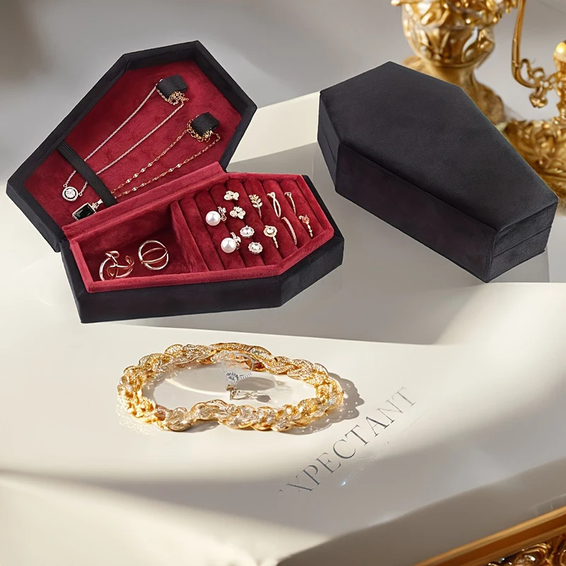 

Персонализированный подарок на Хэллоуин, бархатная шкатулка для драгоценностей в виде гроба, кольцо, ожерелье, индивидуальный логотип, органайзер для ювелирных изделий