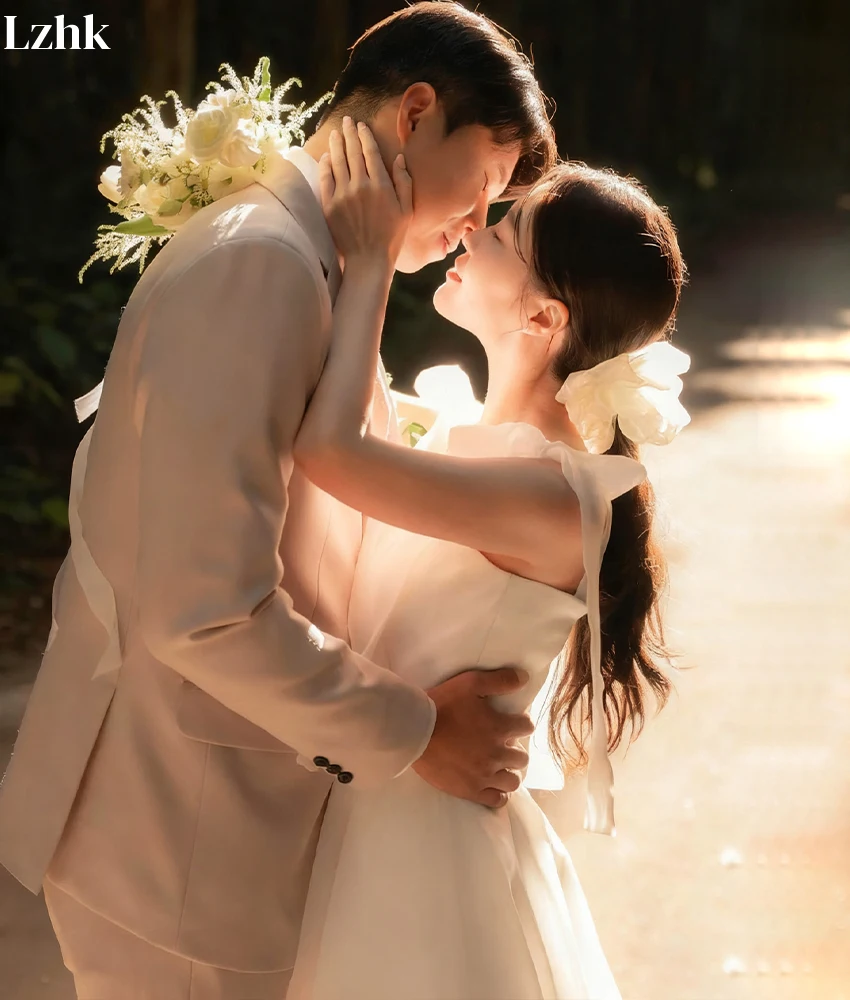 ชุดราตรีทรงเอไลน์ผ้าทูลล์คุณภาพสูงแบบสั่งทำพิเศษ สายเดี่ยวแบบสปาเก็ตตี้ ประดับโบว์ 3 มิติ ดีไซน์ทันสมัย ไม่มีสายคล้องไหล่ สำหรับงานแต่งงาน