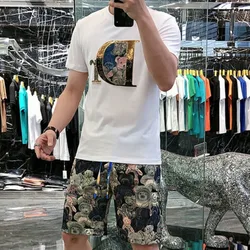 2023 Contrast Print Pattern Short-sleeved T-shirt 2-piece Suit Men's Slim Suit Sportswear Tops + Shorts Tracksuit Men Set