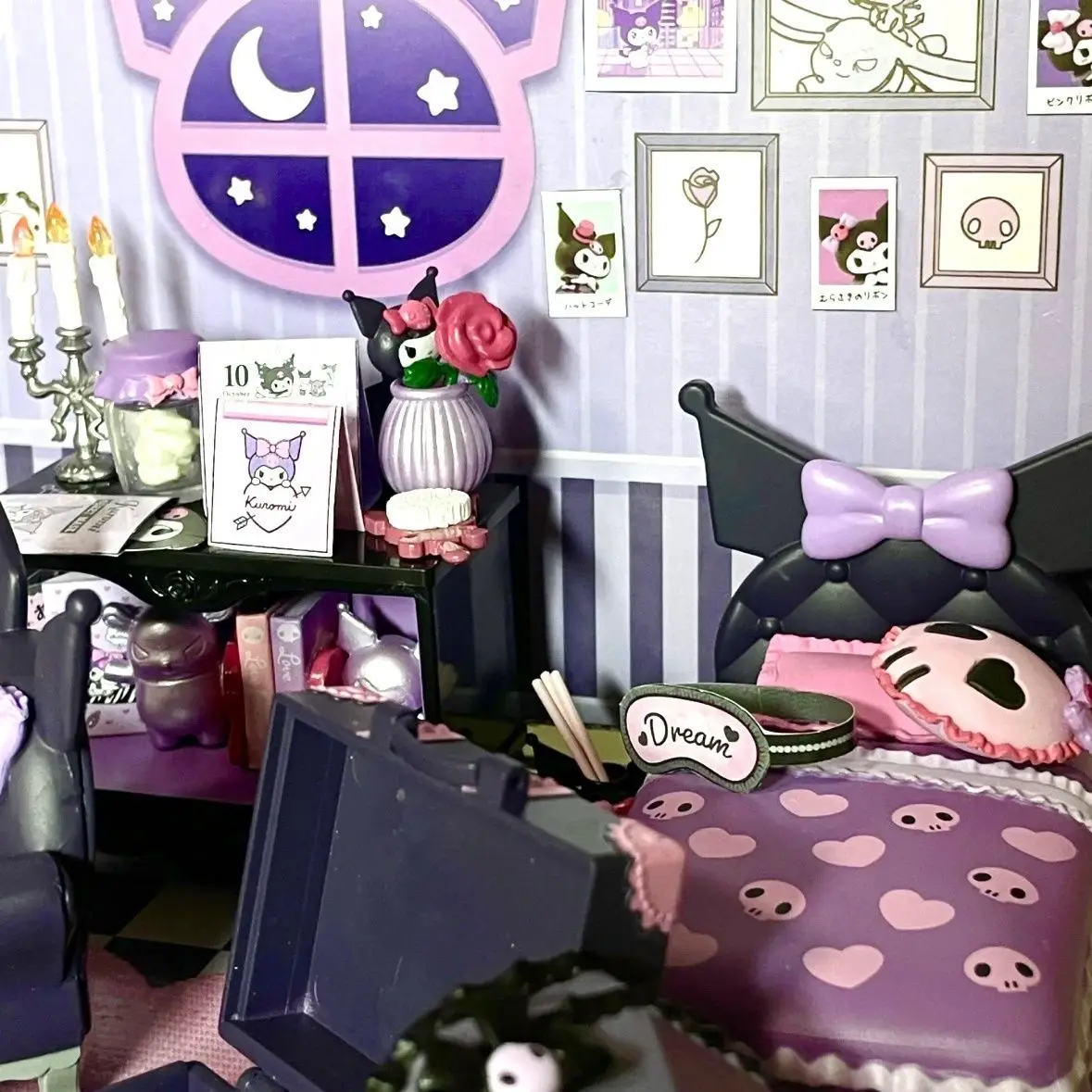 Re-ment Kuromi-caja ciega de escena en miniatura púrpura para habitación gótica, juguetes, figura de Anime, regalos de muñecas, juguetes para coleccionar adornos