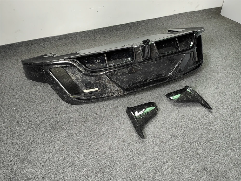 

Suitable for Porsche Taycan modified car accessories, M-style forged carbon fiber with light rear diffuser, car tools