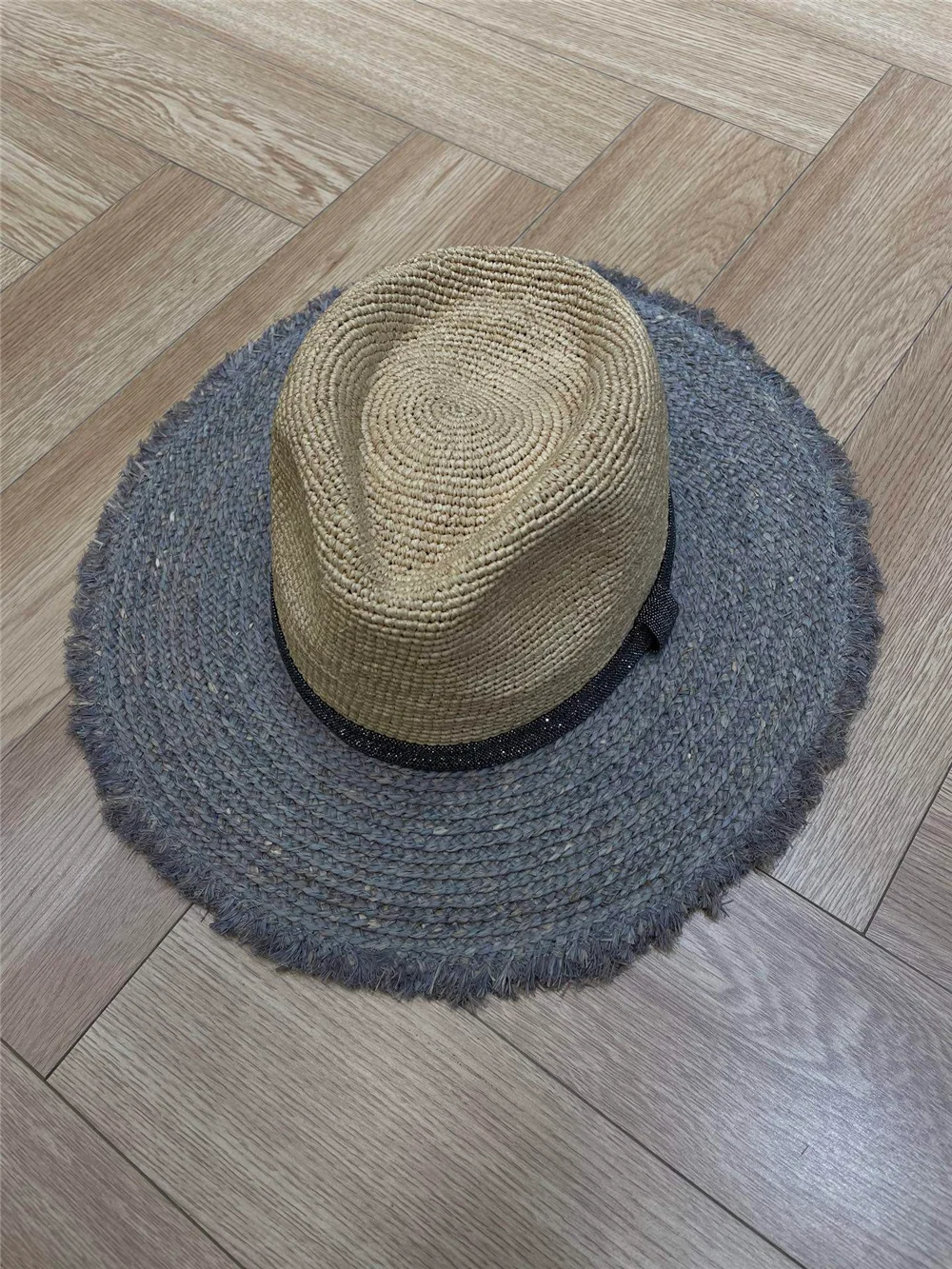 

Women's Beaded Chain Straw Sun Protection Hat