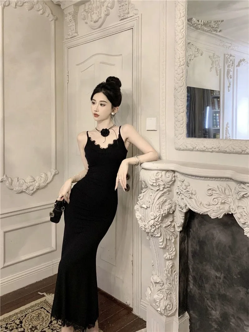 ドレス ノースリーブ レディース ハーフショルダー 女性用 秋 レザー スエード マット パテント ウェットルック エッジトリム 装飾 デコレーション Y2K