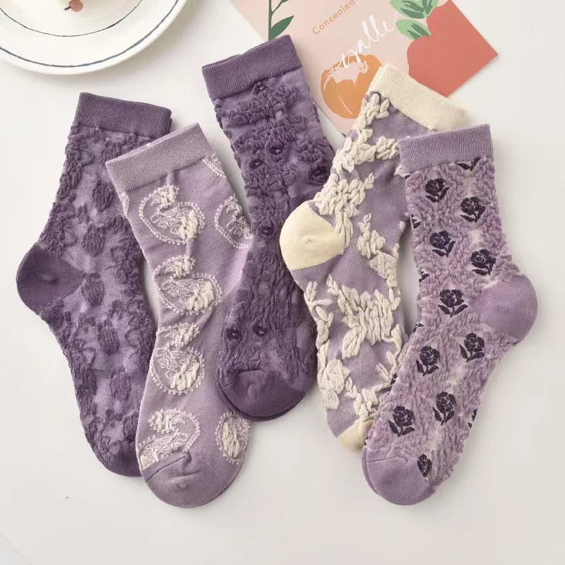 5 Pairs of New Fashion Trend Soft and Comfortable Retro Three-Dimensional Relief Purple Women\'s Socks