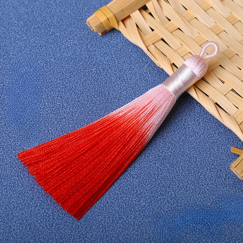 5pcs Beautiful Gradient Color Tassels 9cm Soft Polyester Thread Decorative Pendant Tassel Handicrafts Accessories