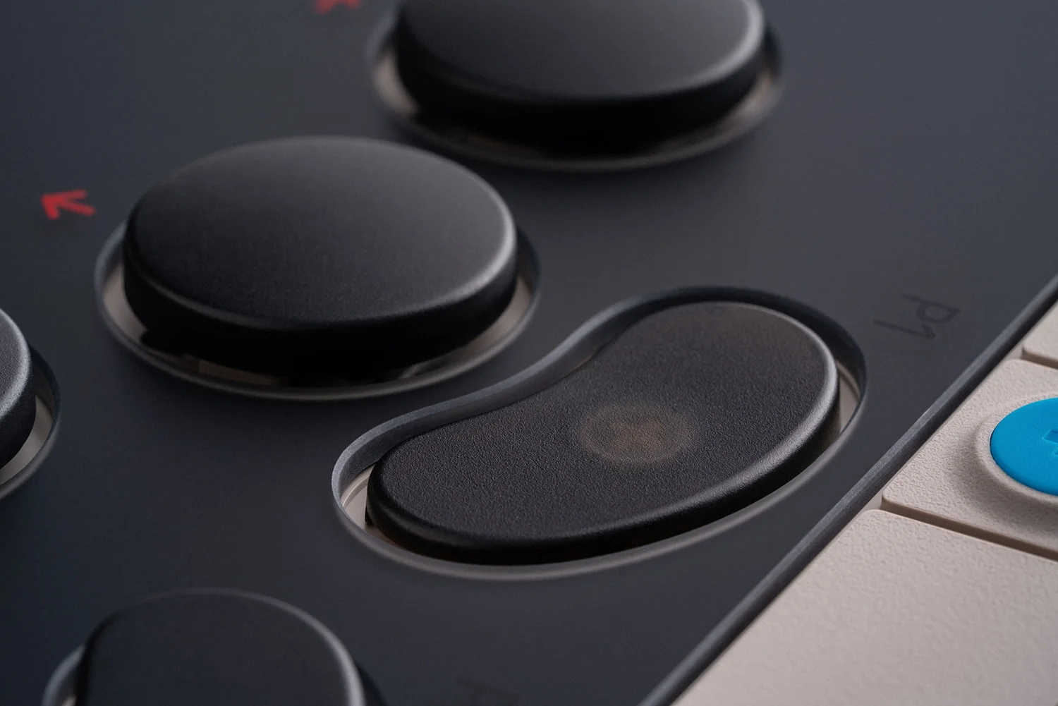 8BitDo All-Button Arcade-Controller für Switch & Windows – 3 Verbindungsmodi, flache lineare Schalter, 4 programmierbare Tasten – Detail 7
