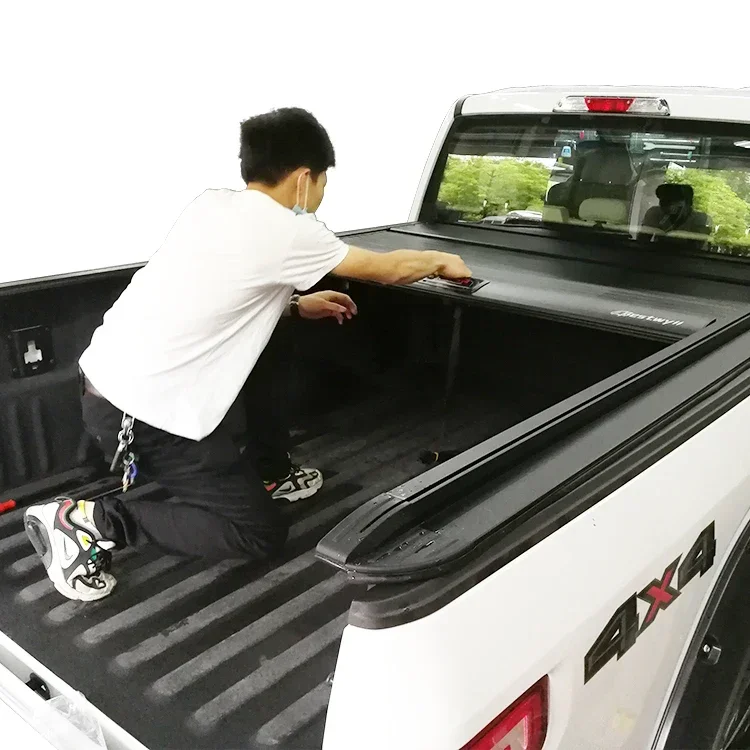 

YTPIONEER Aluminum Hard Retractable hilux truck bed tonneau cover conquest pickup tonneau cover
