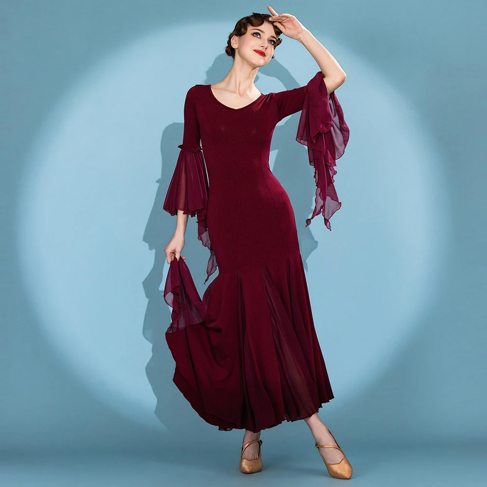 Long Sleeve Waltz Dress Advanced Round Neck Ballroom Dance Skirt Elegant Rhinestones Wine Red Black Ball Gowns Standard Dresses