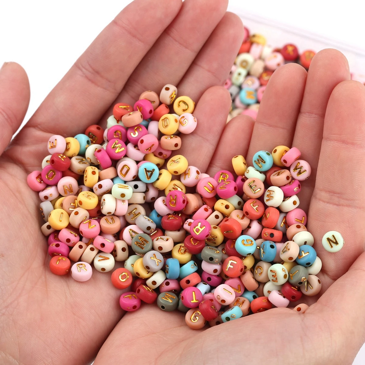 1000pcs/Box Mixed Letter Acrylic Beads Round Flat Alphabet Plastic Beads For Jewelry Making Bracelet DIY Handmade Accessories