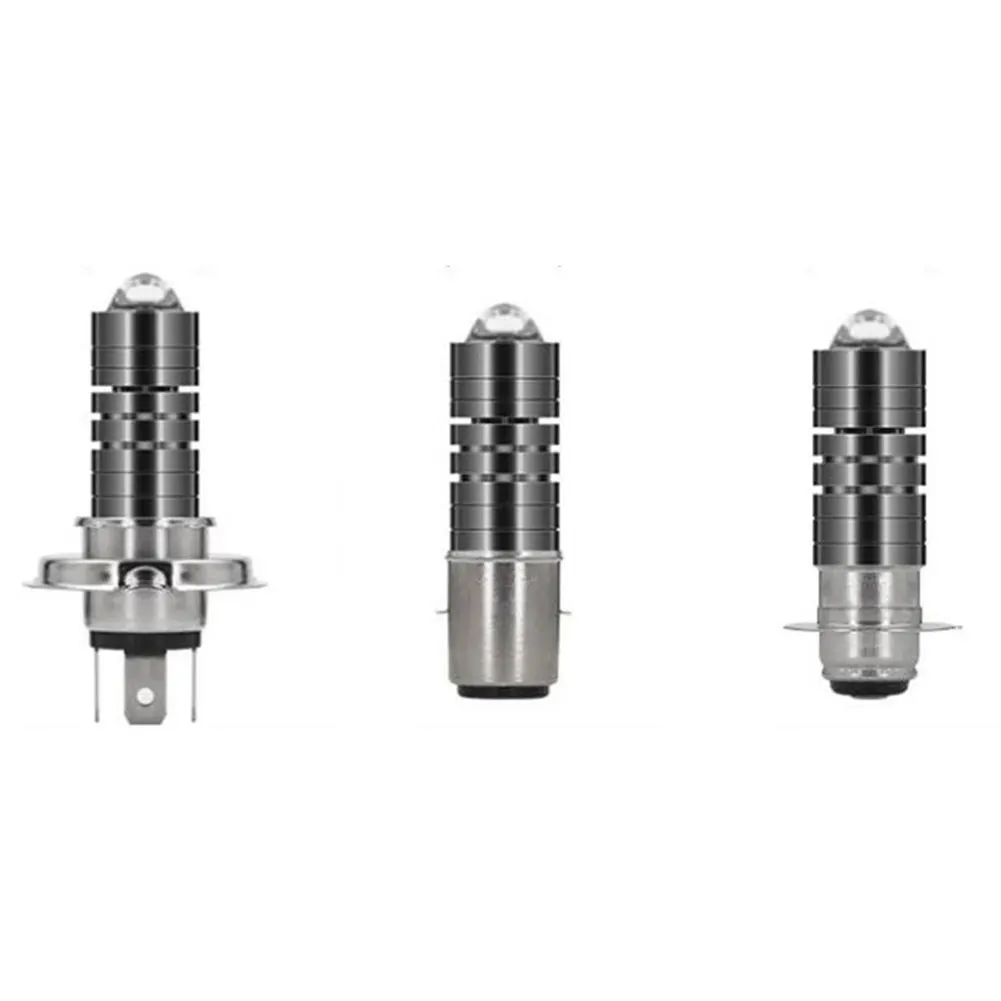 مصباح أمامي LED بتصميم بصري محسّن H4P15DBA20D مثالي للدراجات النارية والمركبات الكهربائية 12 وات طاقة 0 8A تيار