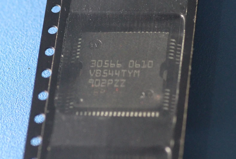 1PCS  Automobile IC 30458 48022 30566 40009 Auto Chip QFP