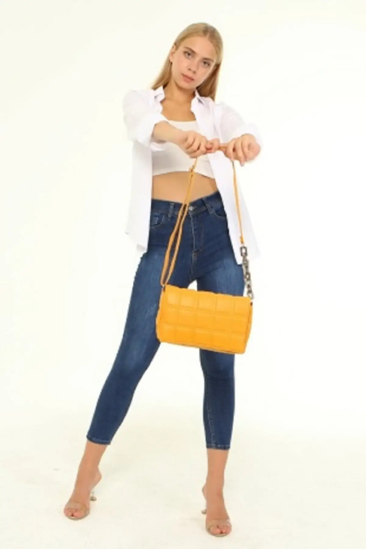 Tas Tangan dan Bahu Rantai Bordir Persegi Oker Wanita Tas Modis Kualitas Tren 2022 Musim Tas Wanita Muda