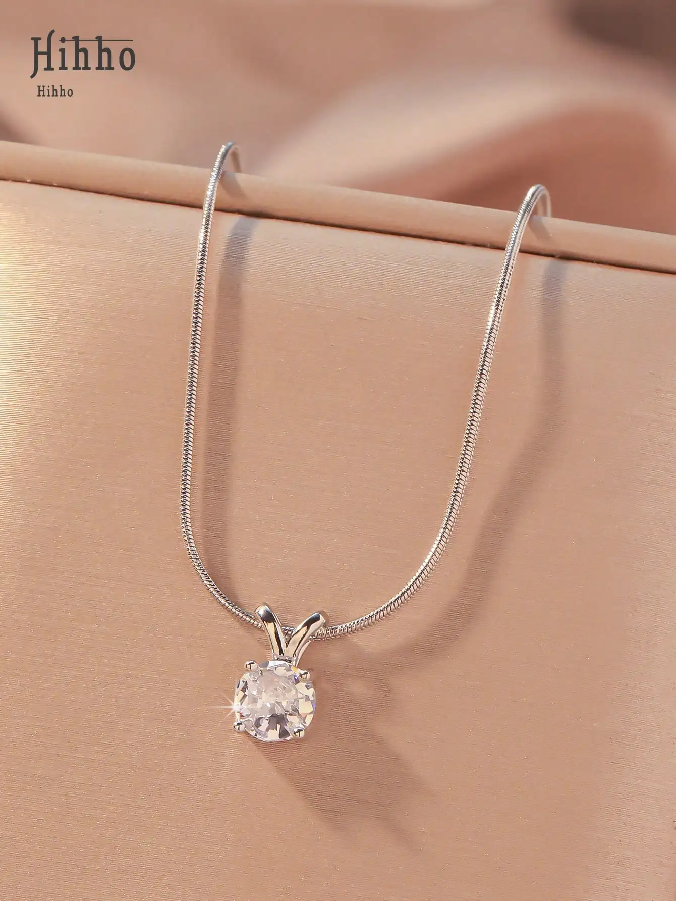 

Stainless Steel Cubic Zirconia Pendant Necklace for Women, Daily Wear Elegant Jewelry