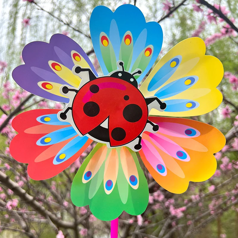 1Pcs Cartoon Flower Shaped Insect Handheld Windmill Home Garden Decoration Wind Spinner Whirligig Yard Decor Outdoor Kid Toy