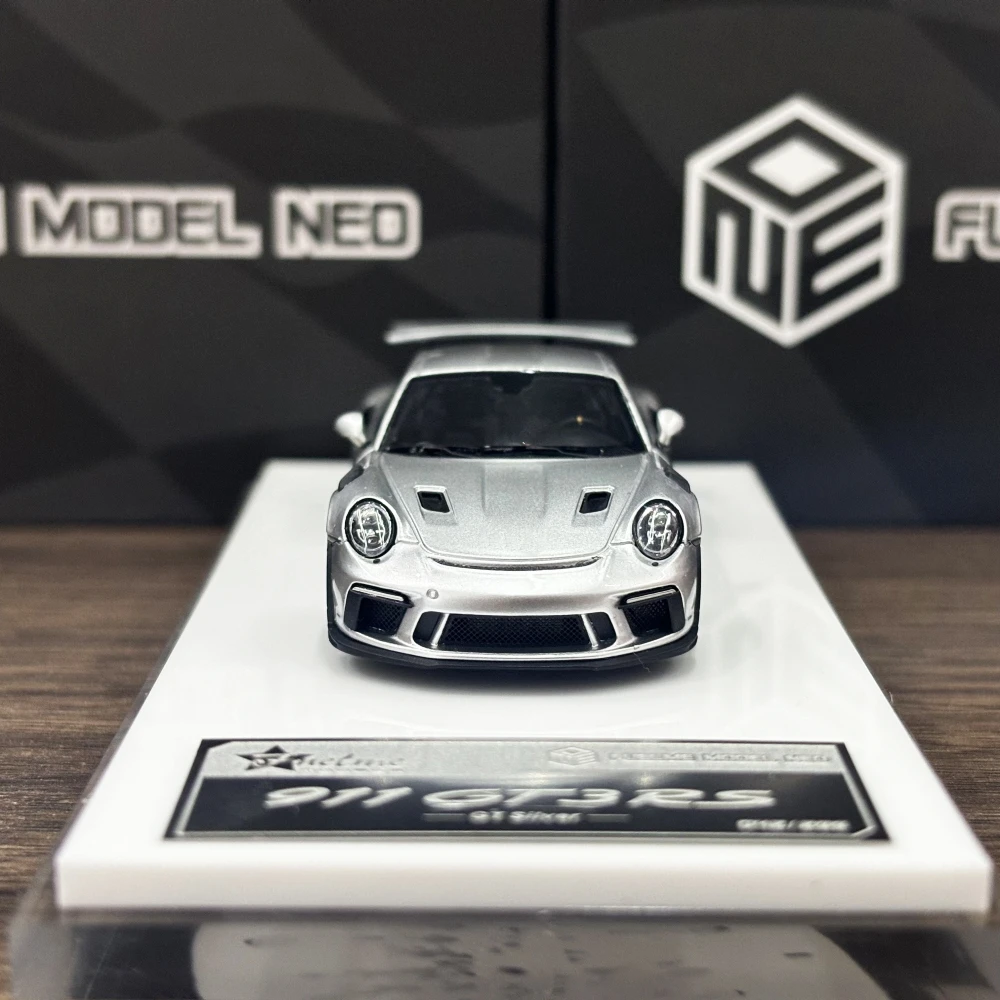 Fuelme 1/64 911 992 GT3 RS GT Silver Color Resin Model Car