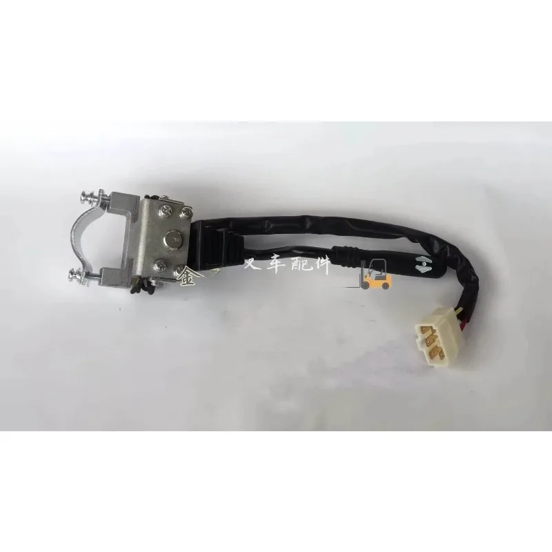 

230C2-40411 Forklift Forward Reverse Switch For TCM FD40T8 FD50T8 FD50-100 Z8 Diesel Engine 6 wire