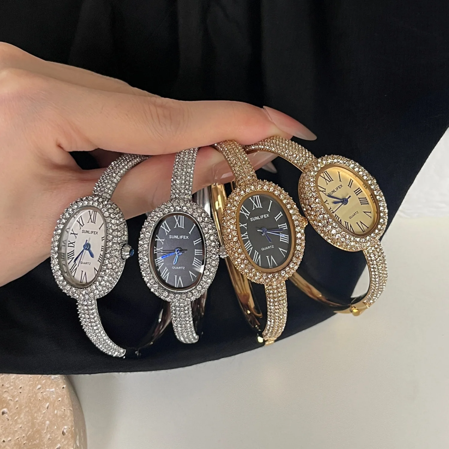 

SUNLIFEX Роскошные элегантные женские наручные часы с браслетом, римской шкалой, инкрустированные драгоценными камнями, с овальным циферблатом, кварцевые часы для женщин, Reloj