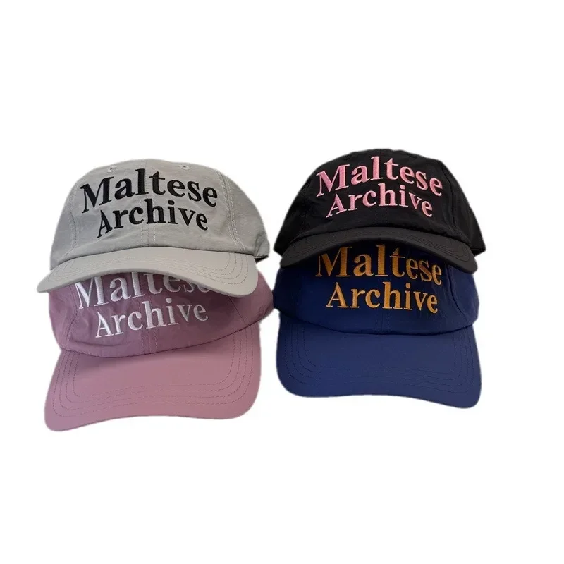 2025 التجفيف السريع قبعة بيسبول المرأة الصيف الكورية نمط الشمس واقية خطابات مطرزة بلغت ذروتها قبعة المد