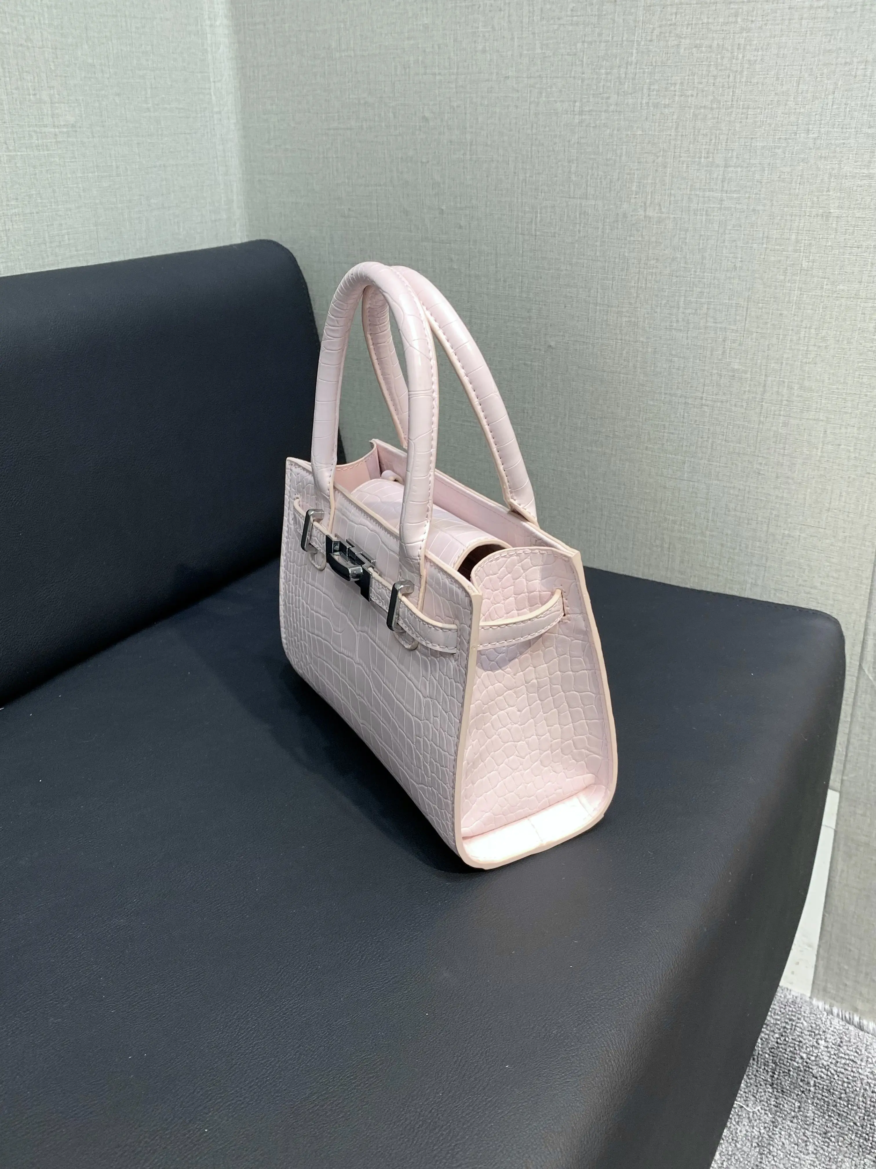 borsa-a-mano-mack-jennifer-con-motivo-coccodrillo-stile-punch-bag-nuovo-modello-2025-in-morbida-pelle-casual-per-il-tempo-libero-da-donna