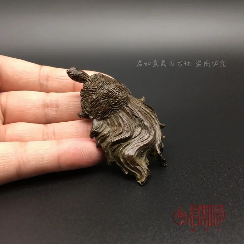 

Old Bronze Turtle Small Sculpture Bronze Dragon Turtle Xuanwu Handheld Piece Antique Bronze Sculpture Small Turtle Ornament Bron